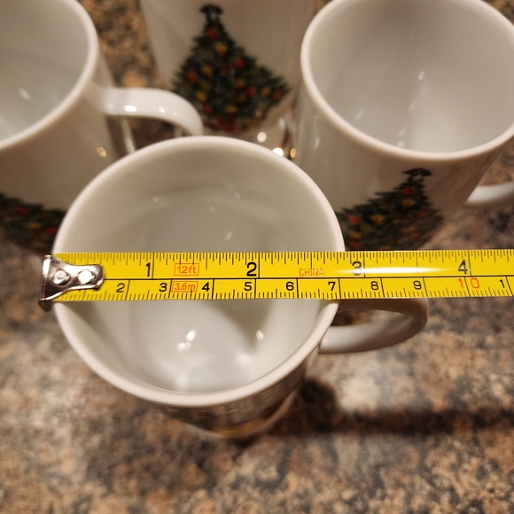 Mount Clemens Pottery Christmas Tree Footed Mugs, Set of 4 - Picture 5 of 8